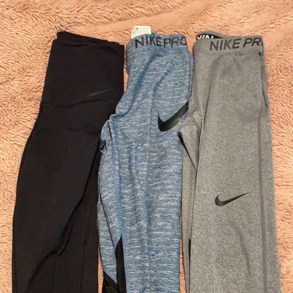 Nike legging bundle (3 pairs)